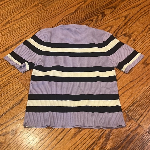 J.O.A Woman’s Purple Striped Tee Size XS - Picture 2 of 4
